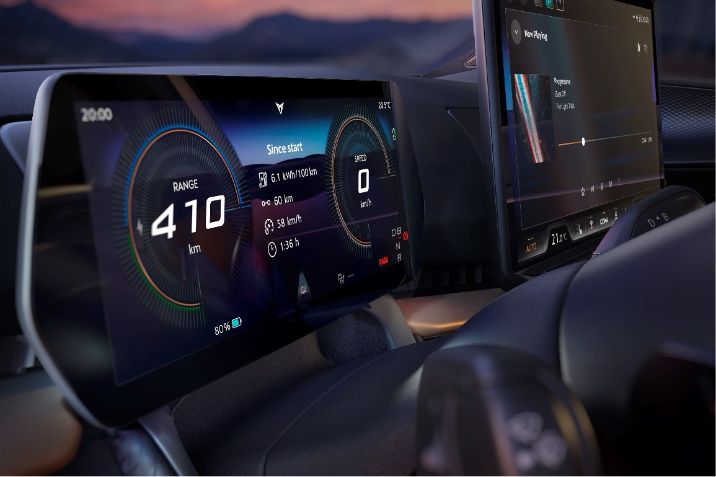 Tov%E1bbfejlesztett%20digit%E1lis%20m%u0171szerfal%20%E9s%20meg%FAjult%20kezel%u0151fel%FClet