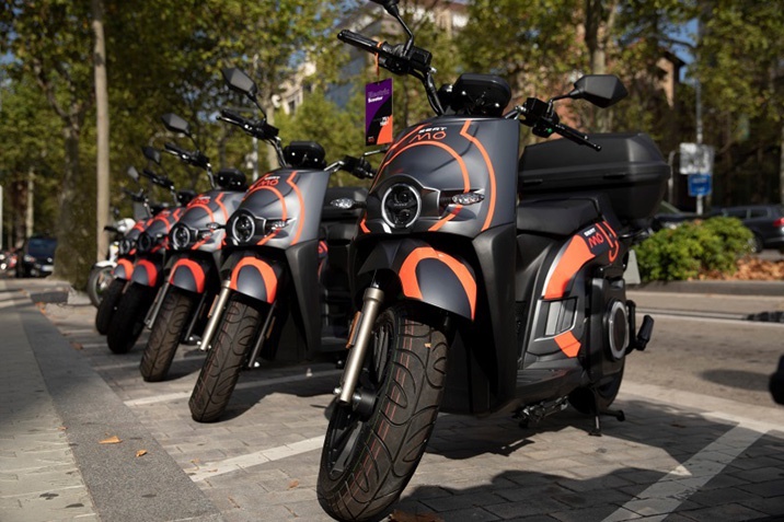 A SEAT MÓ beindítja motorkerékpár megosztó szolgáltatását Barcelonában 